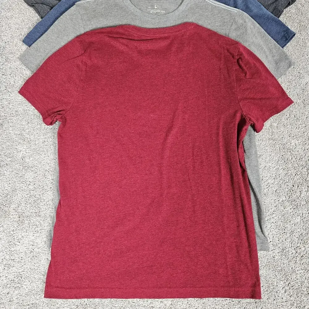 Banana Republic Graphic T-Shirts Men's Large Lot Of 4 Gray Blue Red Normcore